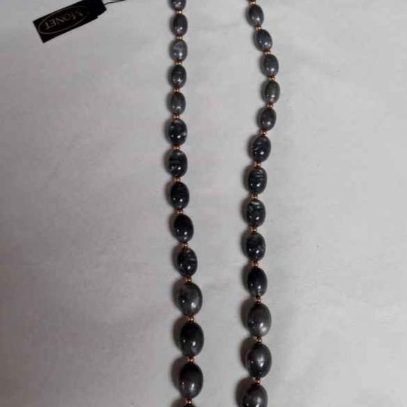 60'S NIB SIGNED MONET NECKLACE GRAY SWIRL LUCITE - Picture 2 of 5